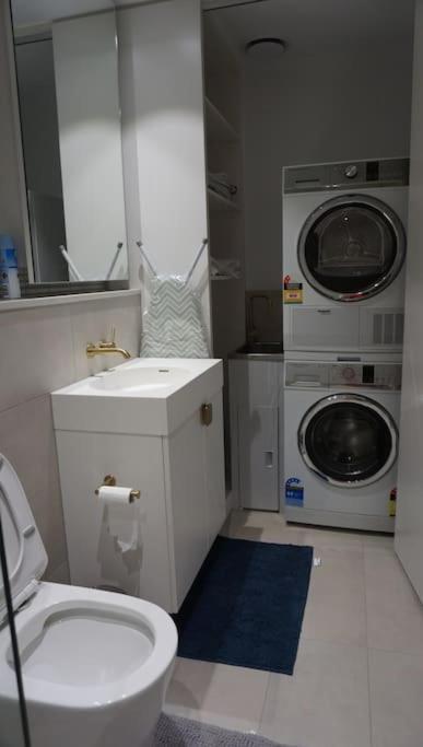 Skyone Lux 2Bed2Bath Aprt In Boxhill And Free Carpark Apartment Box Hill Bagian luar foto