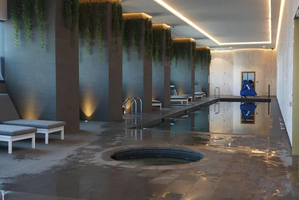 Skyone Lux 2Bed2Bath Aprt In Boxhill And Free Carpark Apartment Box Hill Bagian luar foto