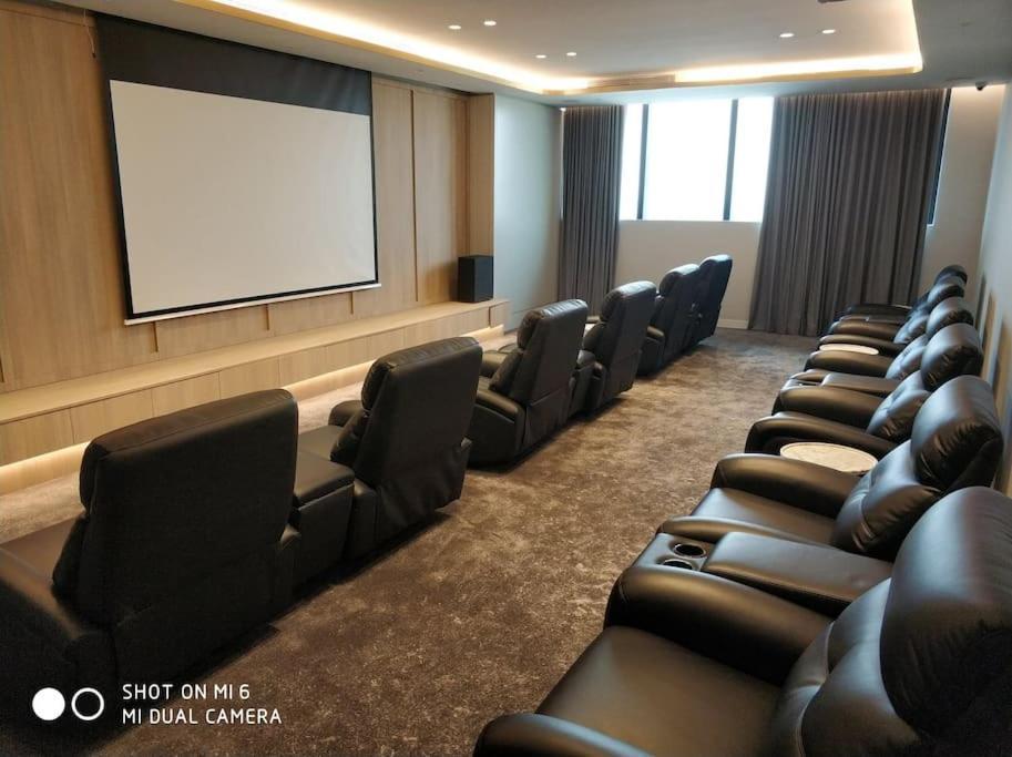 Skyone Lux 2Bed2Bath Aprt In Boxhill And Free Carpark Apartment Box Hill Bagian luar foto